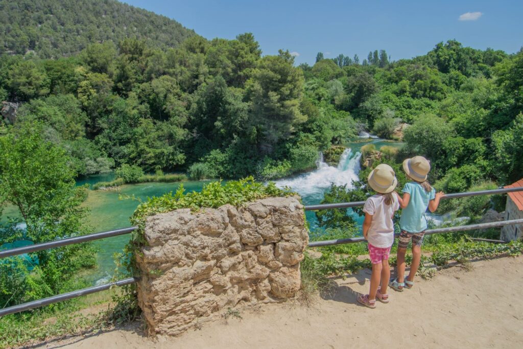 wodospady PN Krka z dziećmi