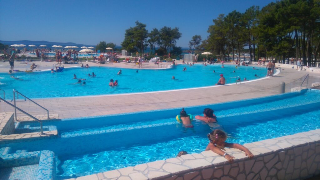 Zaton Holiday Resort baseny