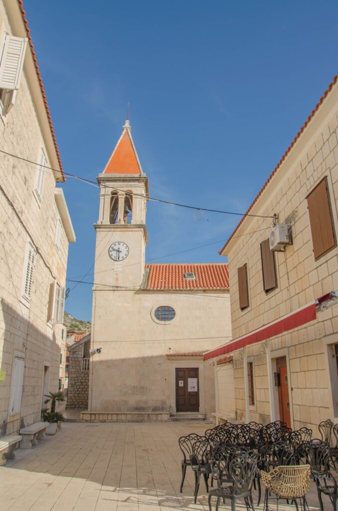 Seget Donji, kościół Matki Boskiej Różańcowej